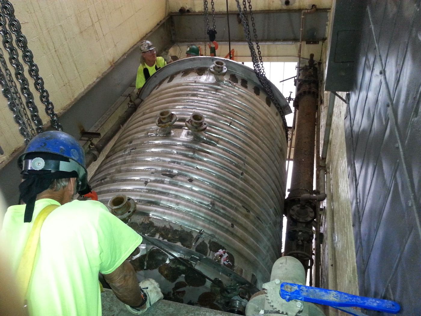 Rigging in a tight space